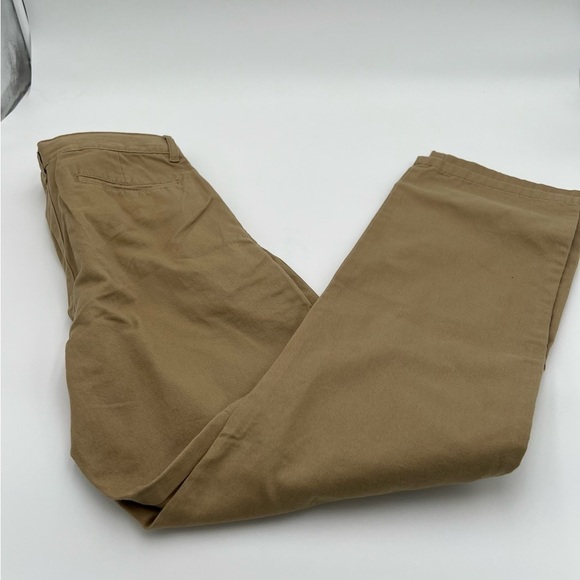 NWT Children's Place Size 12 Khaki Pants - Picture 7 of 8